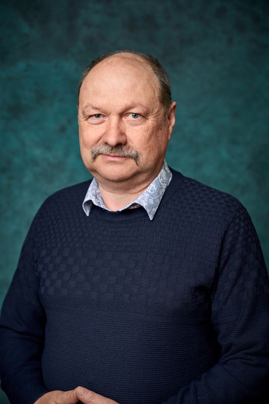 Тенишев Олег Алтынбаевич.